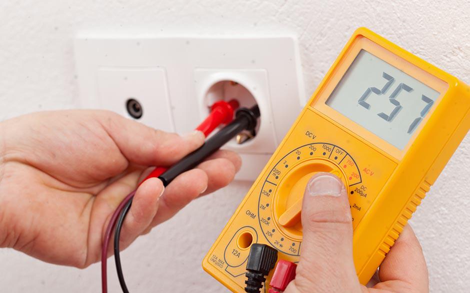 électricien dans le bâtiment Saint-Thibault-des-Vignes
